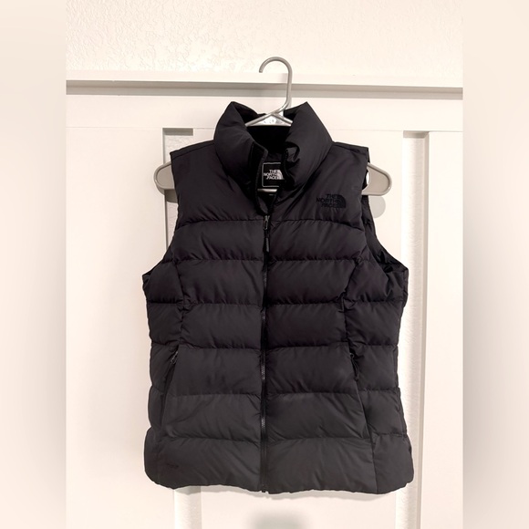 Women’s North Face black puffer vest - Picture 1 of 4